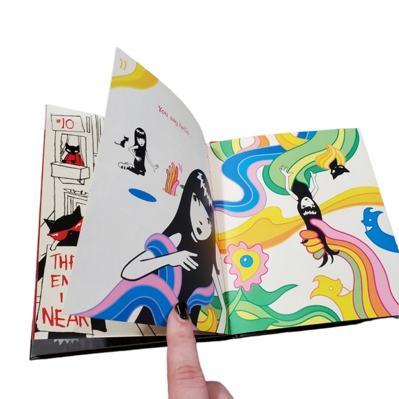 Emily The Strange Emily's Good Nightmares Book - Picture 13 of 15